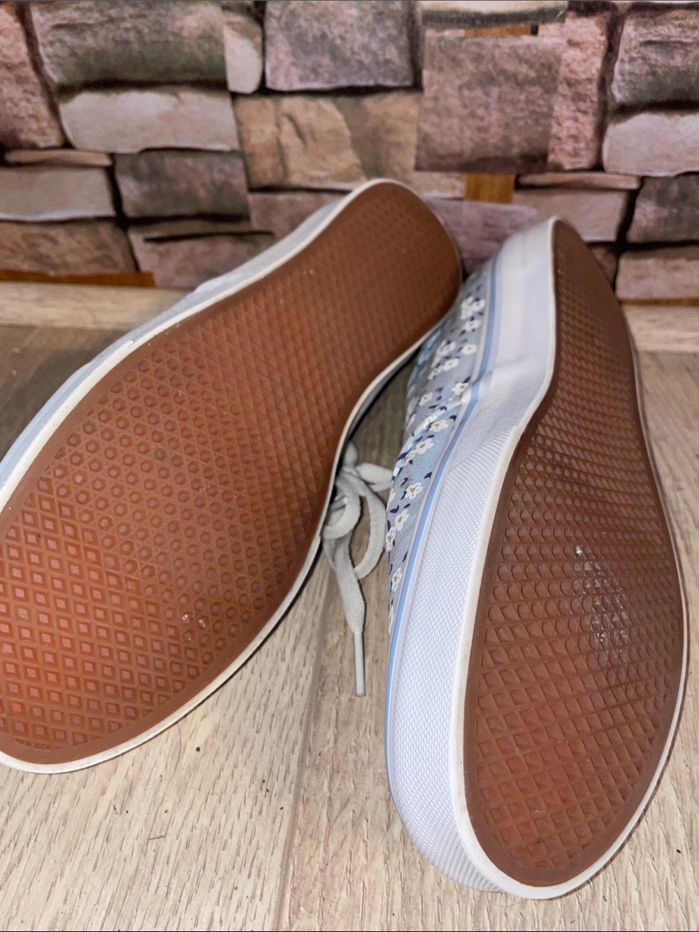 Vans Light Blue Floral Lace-Up Sneakers - Picture 4 of 5